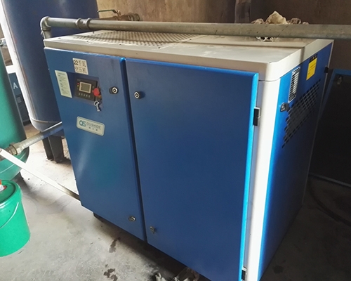 淩格風空壓機保養